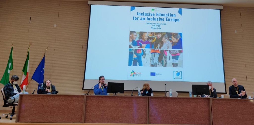 Podium auf der COFACE Veranstaltung zu inklusiver Bildung